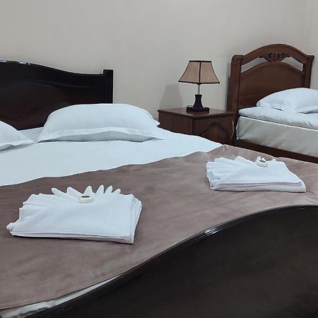 Sweet Home Hotel Meghri エクステリア 写真