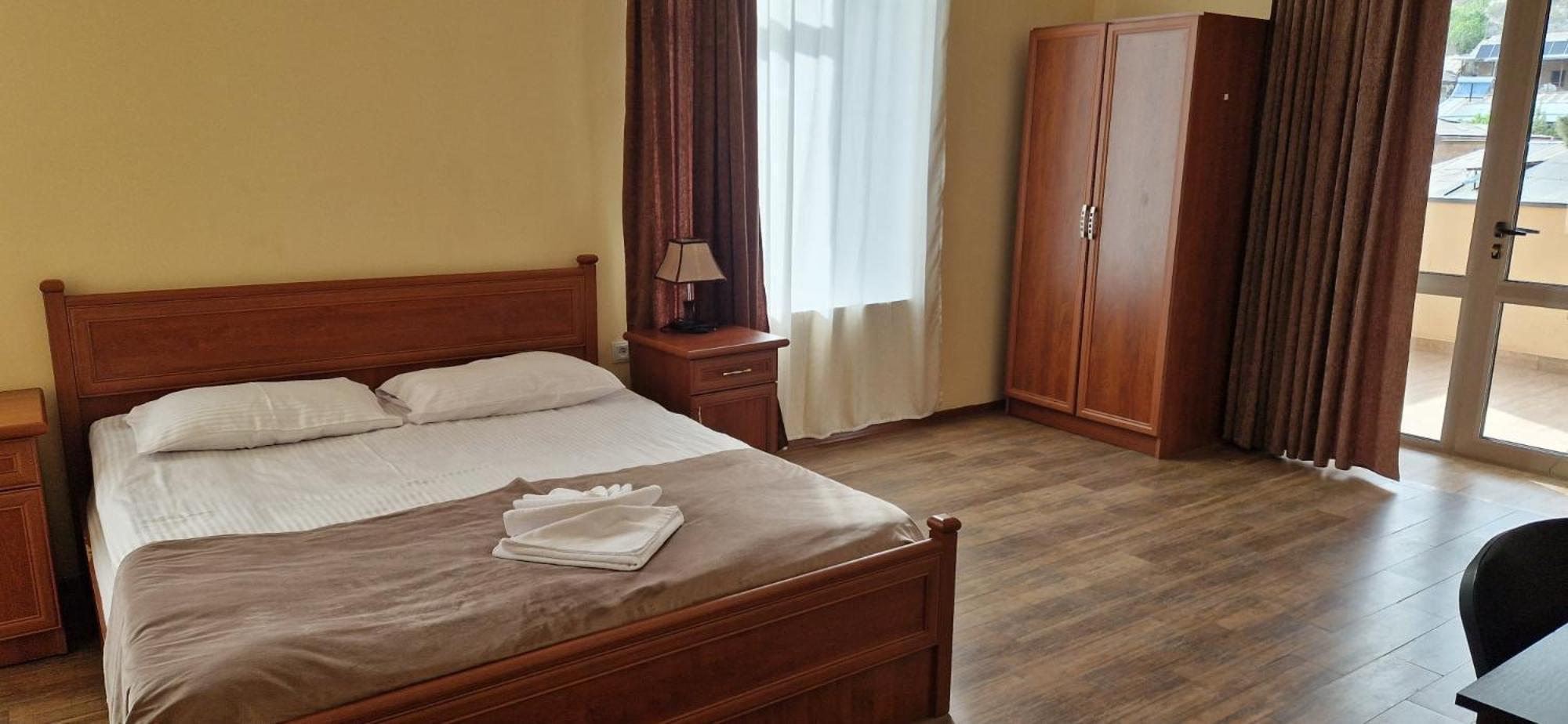 Sweet Home Hotel Meghri エクステリア 写真
