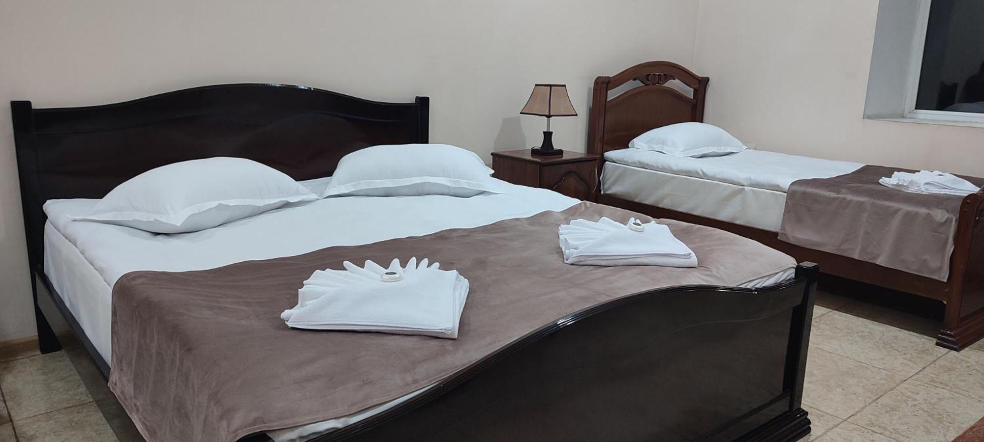 Sweet Home Hotel Meghri エクステリア 写真